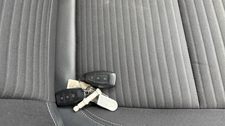 Ford Kuga 1.5 TDCi Titanium Edition 5dr 2WD Diesel Estate